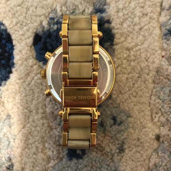 Michael Kors watch - Picture 2 of 5